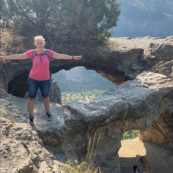 Meet your Posher, Shauna - Picture 1 of 1